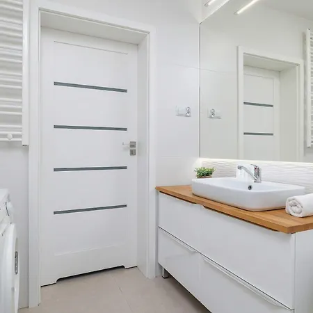 Modern With Parking And Workspace By Renters Διαμέρισμα *