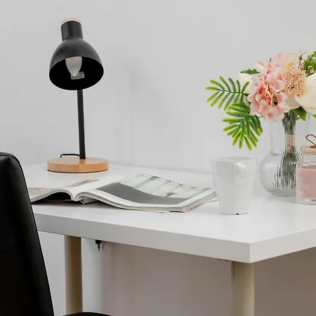 Διαμέρισμα Modern With Parking And Workspace By Renters