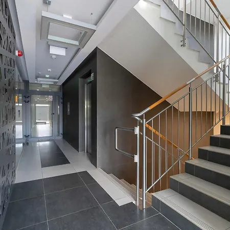 Modern With Parking And Workspace By Renters Διαμέρισμα Krasków